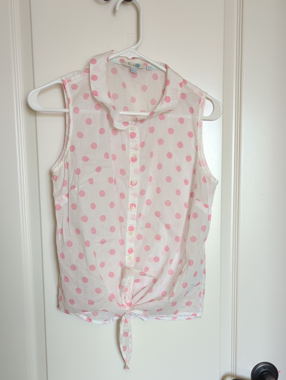 Sweet Boden Polka Dot Sleeveless Collared Button Down Tie Front Top